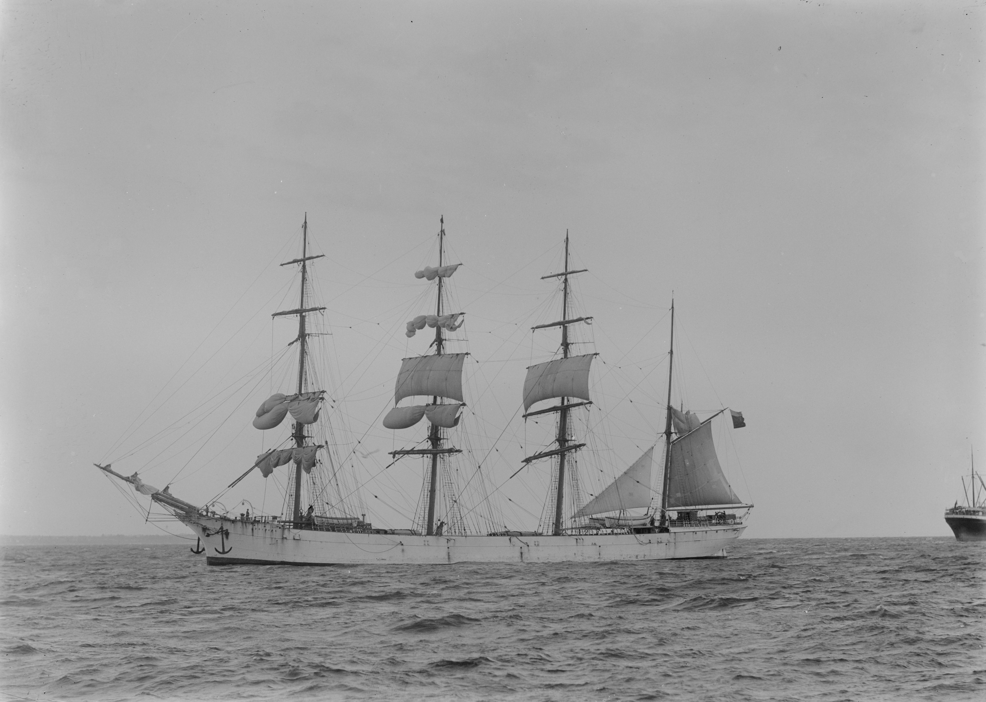 Корабль 6 букв. Парусный флот Туниса. SS Melchior 1885 ship. Ворон в парусном флоте.